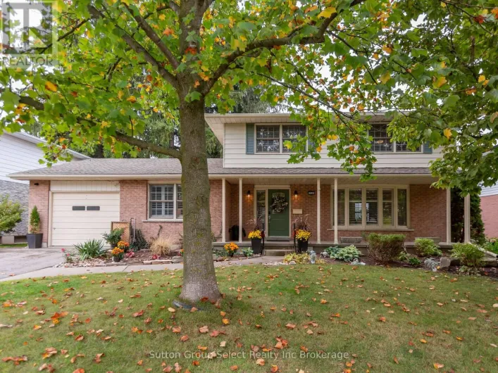 714 GLADSTONE DRIVE, Woodstock