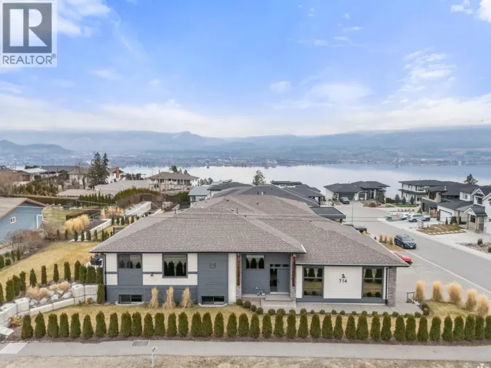 714 Lake Court, West Kelowna