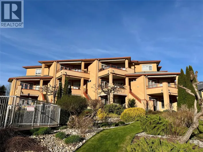 714 Riverside Avenue Unit# 32, Sicamous