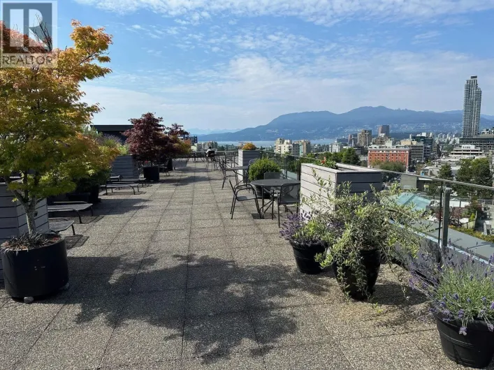 715 1445 MARPOLE AVENUE, Vancouver