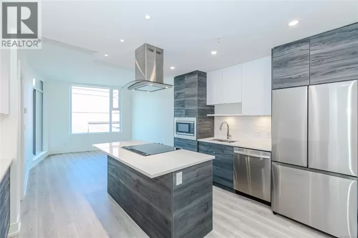 715 1628 Store St, Victoria