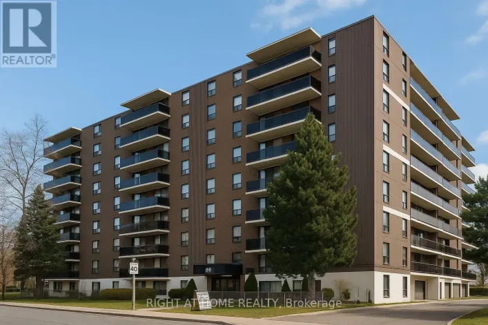 715 - 35 CONFEDERATION DRIVE, Toronto