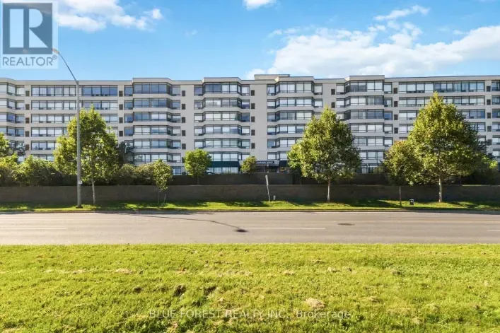 715 - 521 RIVERSIDE DRIVE, London North