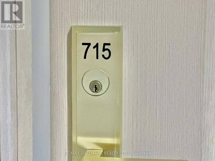 715 - 621 SHEPPARD AVENUE N, Toronto