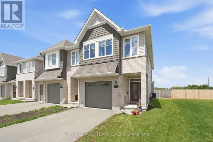 715 MAVERICK CRESCENT, Ottawa