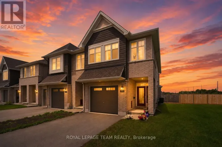 715 MAVERICK CRESCENT, Ottawa