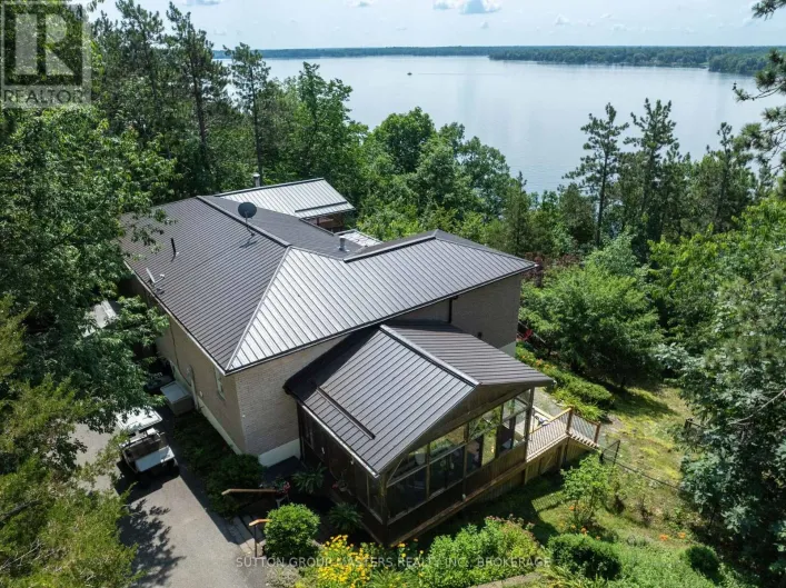 715 NORTH SHORE ROAD, Rideau Lakes