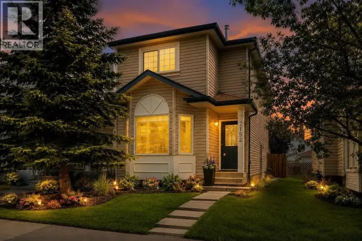 7152 Sierra Morena Boulevard SW, Calgary