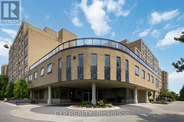 716 - 326 MAJOR MACKENZIE DRIVE E, Richmond Hill