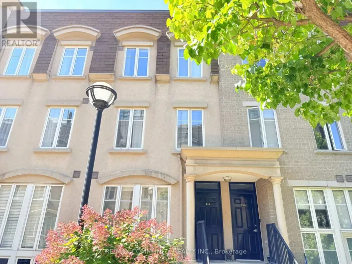 716 - 42 WESTERN BATTERY ROAD, Toronto
