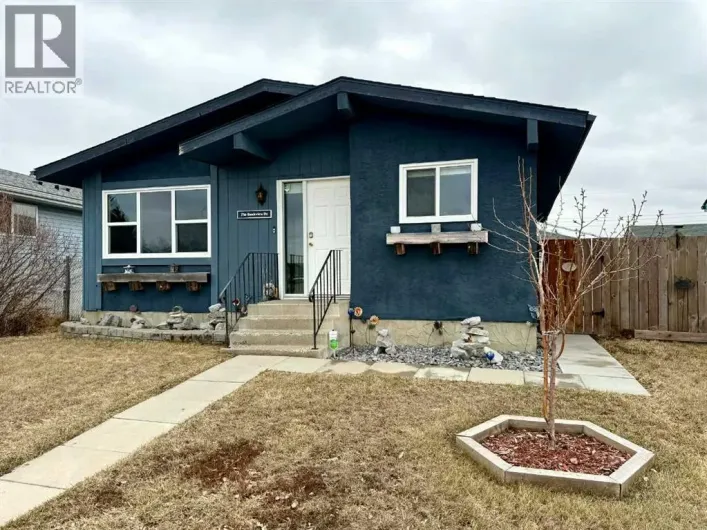 716 Bankview Drive, Drumheller