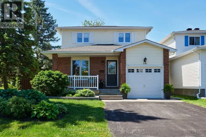 716 LEVAC DRIVE, Ottawa