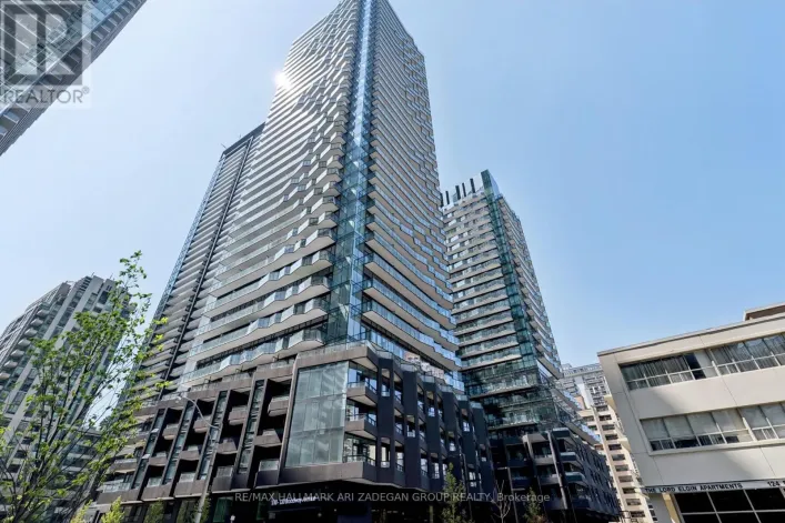 716N - 120 BROADWAY AVENUE, Toronto