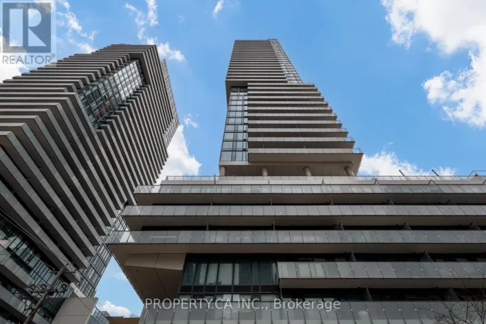 717 - 161 ROEHAMPTON AVENUE, Toronto