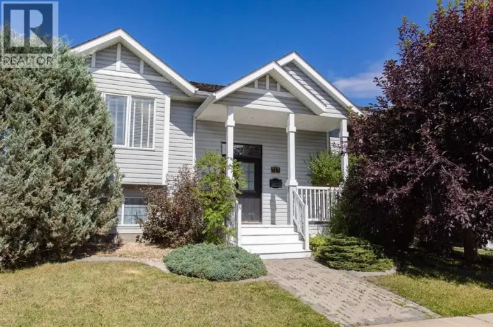 717 Lancaster Drive, Red Deer