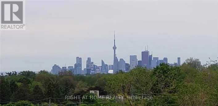 718 - 22 EAST HAVEN DRIVE, Toronto