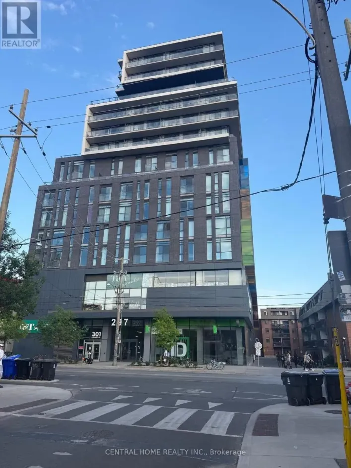 718 - 297 COLLEGE STREET, Toronto