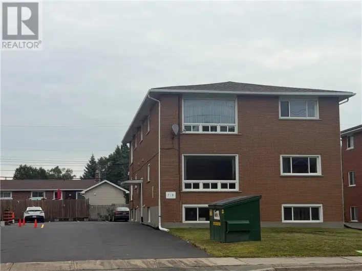 Apartment for rent: 718 Barrydowne Road Unit# 1, Greater Sudbury
