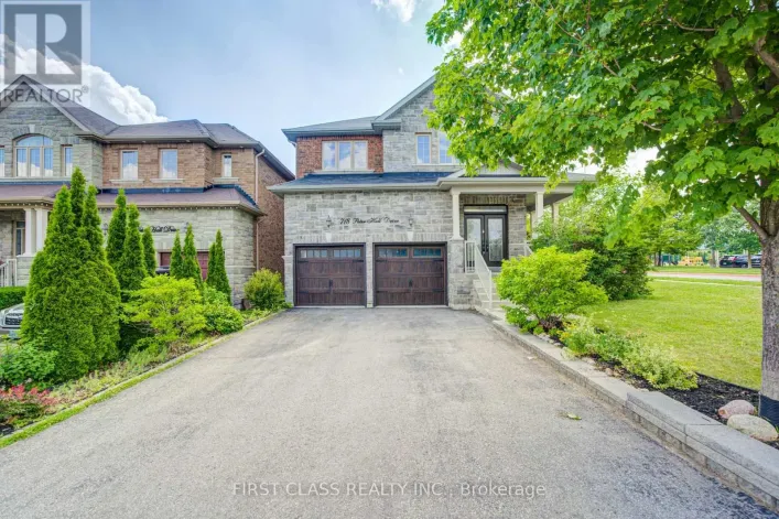 718 PETER HALL DRIVE, Newmarket