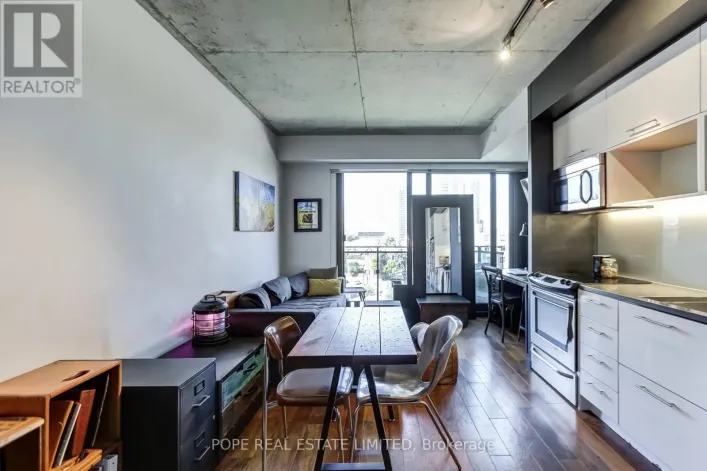 719 - 51 TROLLEY CRESCENT, Toronto