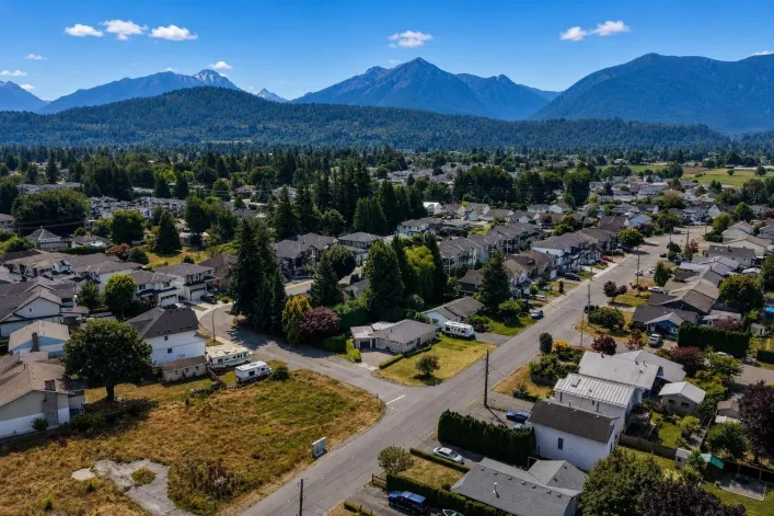 7194 ROCHESTER AVENUE|Sardis West Vedder, Chilliwack