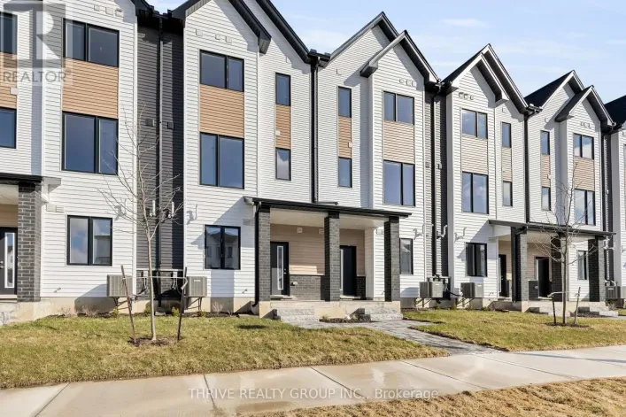 72 - 1595 CAPRI CRESCENT, London North