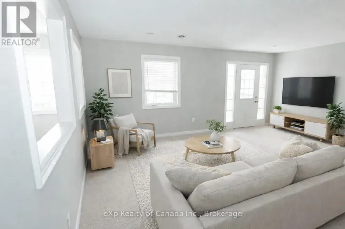 72 - 3320 MEADOWGATE BOULEVARD, London South