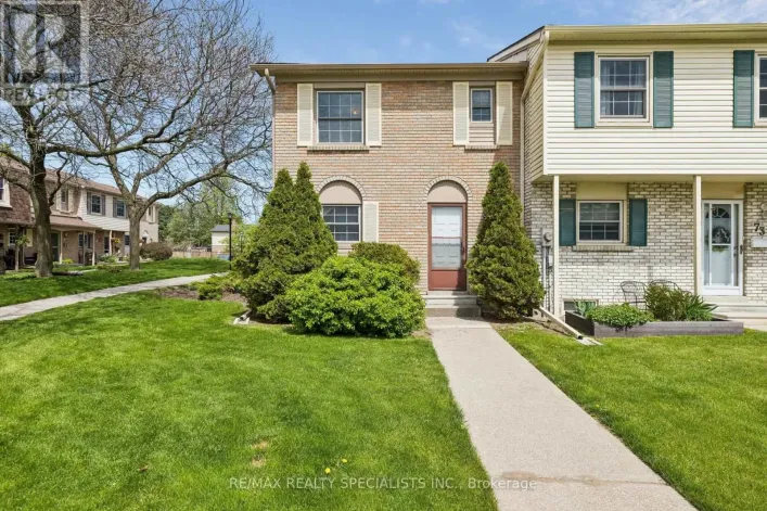 72 - 580 EYER DRIVE, Pickering