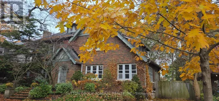 72 BABY POINT ROAD, Toronto