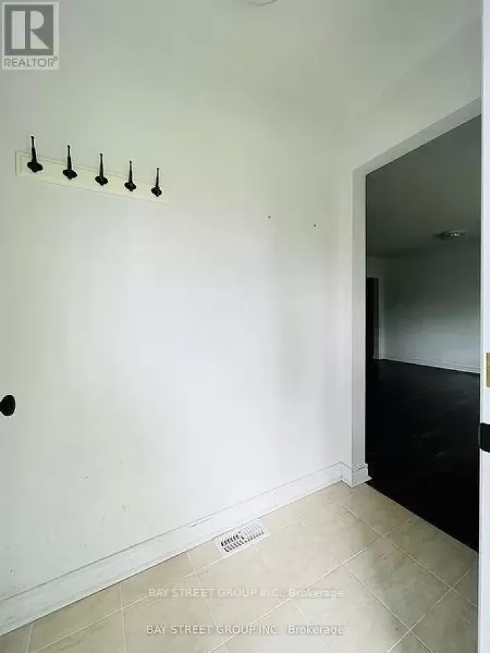 72 CAINES AVENUE, Toronto