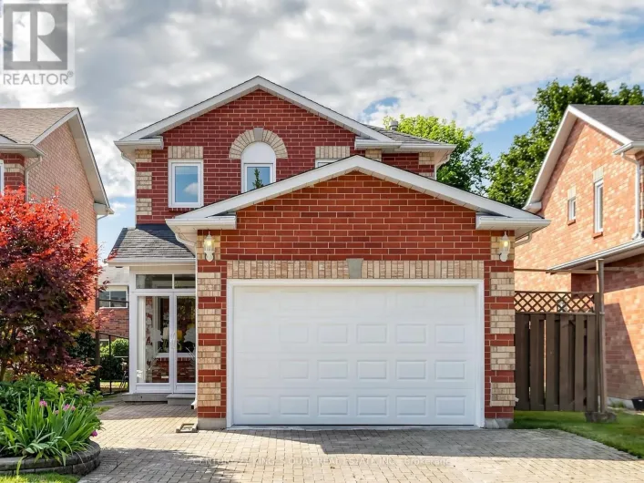 72 DUNSMORE CRESCENT, Richmond Hill