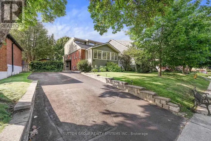 72 GLENRIDGE ROAD, Toronto