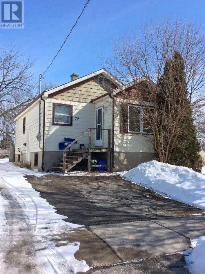 72 LYMAN STREET, London East