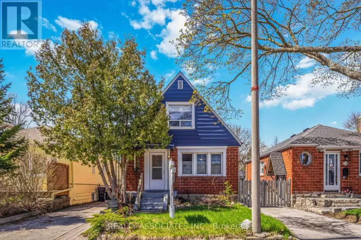 72 MANDERLEY DRIVE, Toronto