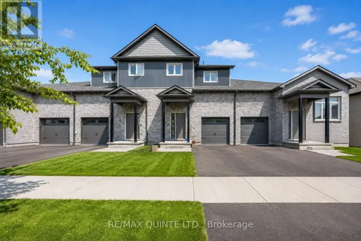 72 MARKLAND AVENUE, Prince Edward County