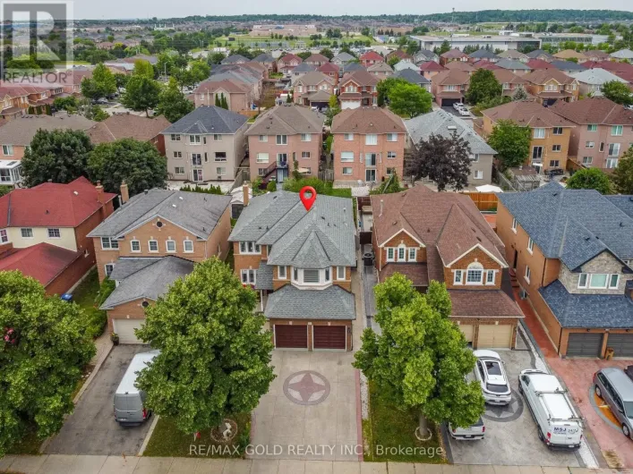 72 RAINFOREST DRIVE, Brampton