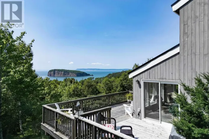 72 Spring Tide Lane, Two Islands