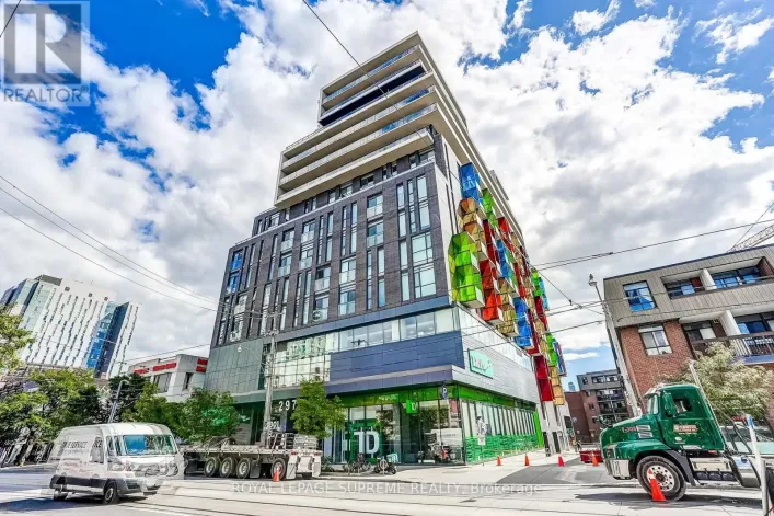 720 - 297 COLLEGE STREET, Toronto