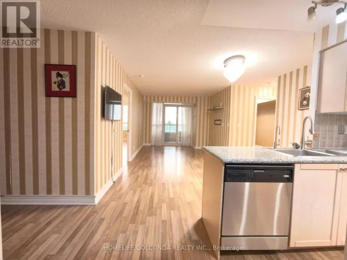 720 - 33 COX BOULEVARD, Markham