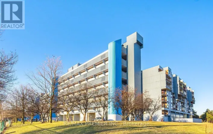 720 - 4645 JANE STREET, Toronto