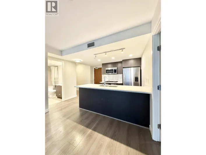 720 8699 HAZELBRIDGE WAY, Richmond