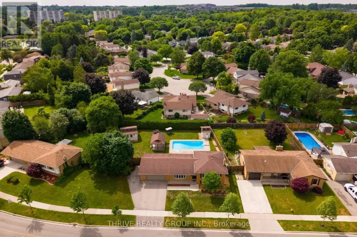 720 GRENFELL DRIVE, London North