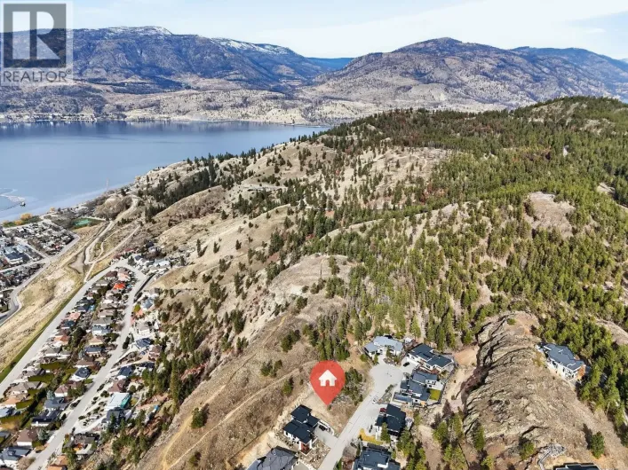 720 Pinehaven Court, Kelowna