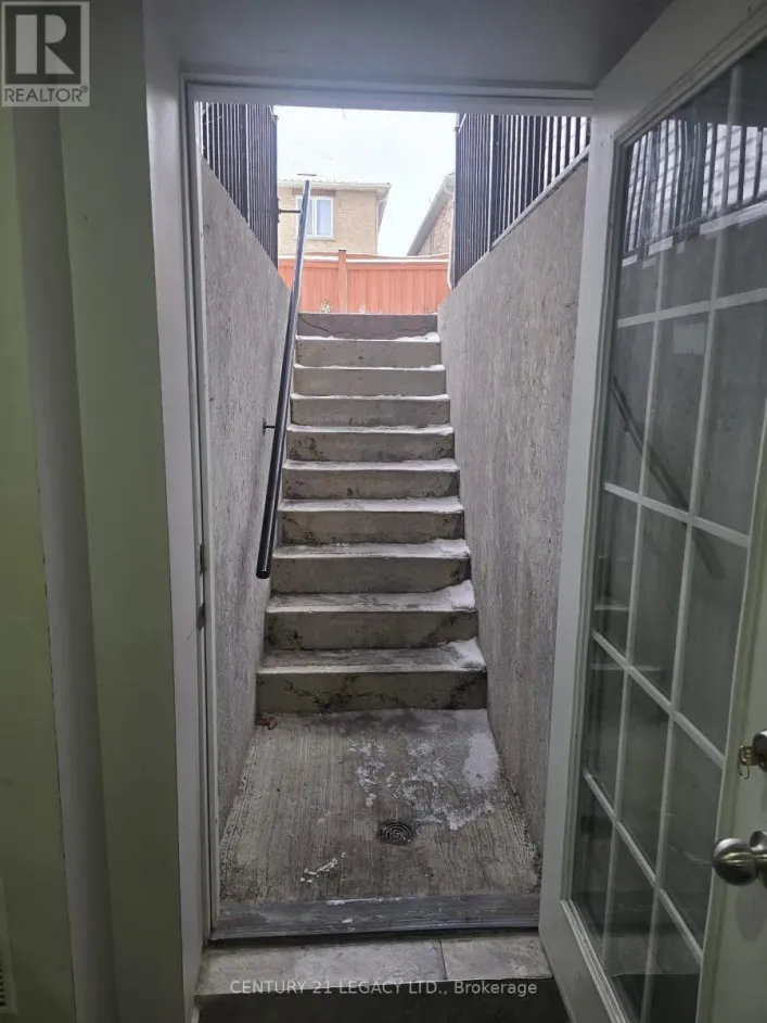 7205 SAINT BARBARA BOULEVARD, Mississauga