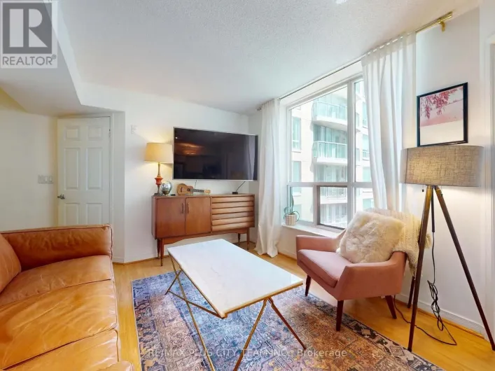 721 - 109 FRONT STREET E, Toronto