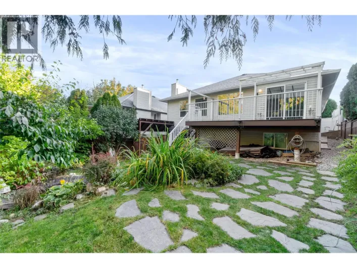 721 11 Street SE, Salmon Arm