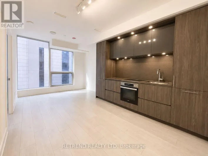 721 - 15 MERCER STREET, Toronto