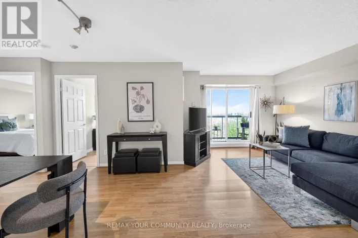 721 - 3 ELLESMERE STREET, Richmond Hill