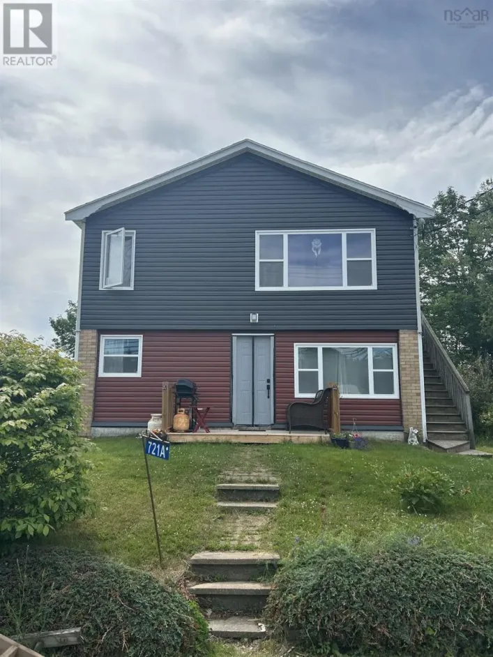 721 Highway 2, Elmsdale