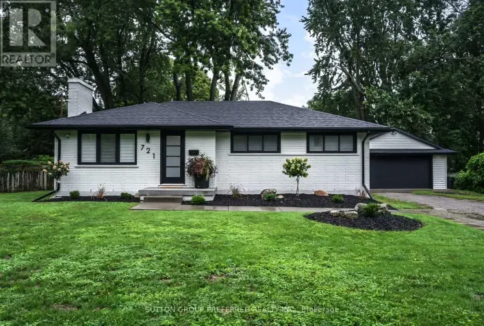 House for sale: 721 INVERNESS AVENUE, London North